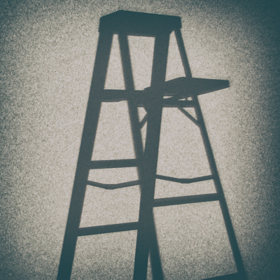 picture-of-ladder-in-shadoow-phott